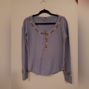 We the Free  thermal long sleeve light blue fitted top